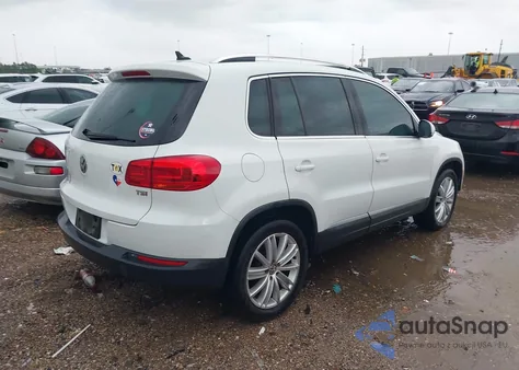 2016 Volkswagen Tiguan Se from USA, damaged, VIN WVGAV7AX6GW602978